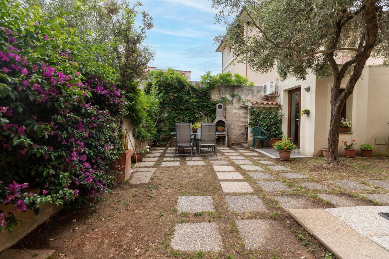 Theo'S Rooms Olbia Exterior foto
